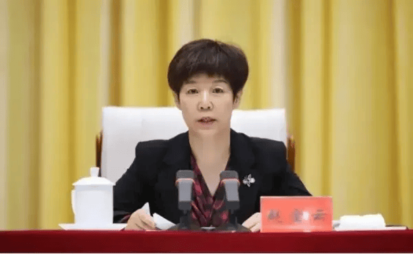甘肃省原副省长赵金云被提起公诉<strong></p>
<p>理财产品一览</strong>，曾被批“大搞家庭式腐败”