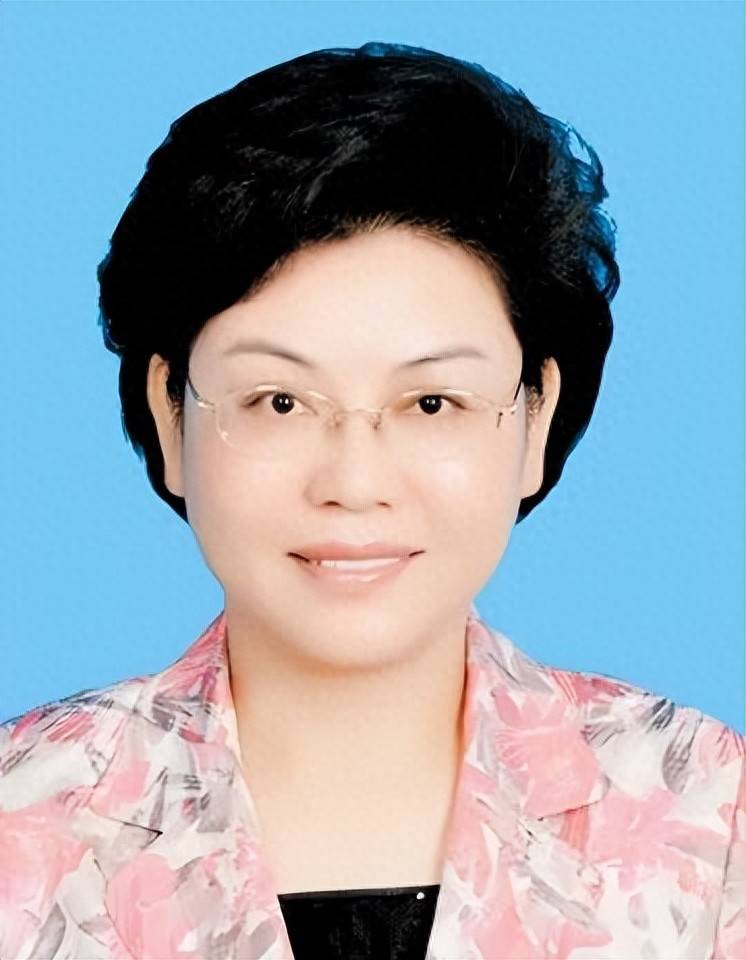 中纪委网站发布：女老虎落马！上个月<strong></p>
<p>mbi理财</strong>，74个干部被查