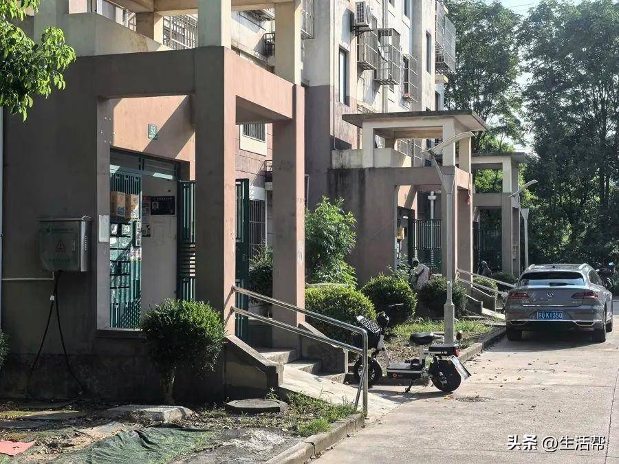 上海多个小区1700多个门禁集体失效<strong></p>
<p>私募理财产品</strong>，居民炸锅：“太不安心了……”官方最新回应