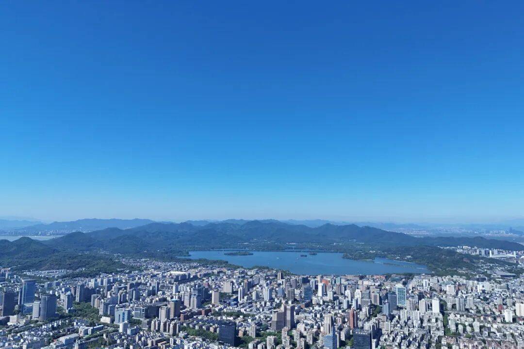 确认了<strong></p>
<p>菜鸟理财</strong>！明天抵达浙江：强度冲顶！