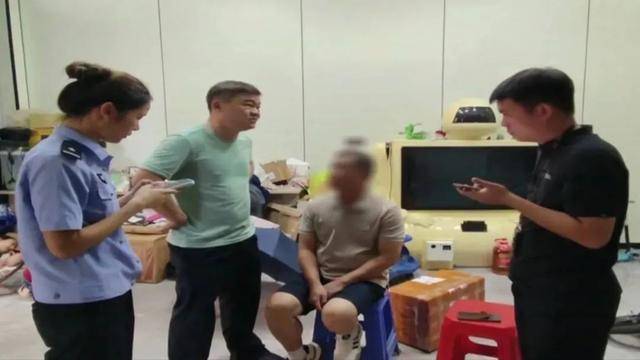 广西男子一口气花38.8万元买了40台手机<strong></p>
<p>菜鸟理财</strong>，民警很快找上门……
