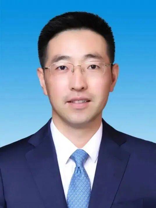 孙道寻当选苏州市吴江区区长<strong></p>
<p>优先理财</strong>，曾任“全国经济最强镇”党委书记