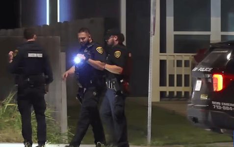 11岁熊孩子按门铃玩恶作剧<strong></p>
<p>支付宝</strong>，被邻居枪击身亡！