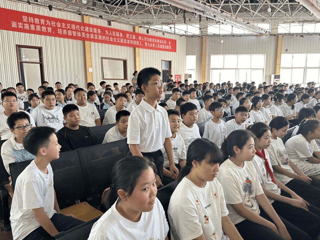 洛龙区开学第一堂法治课开讲啦<strong></p>
<p>理财猫</strong>！