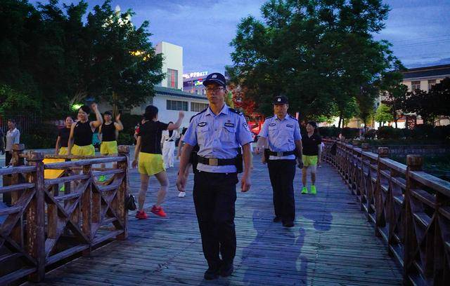 弥勒“新哨经验”<strong></p>
<p>虚拟币币种分析网站</strong>，全州推广！