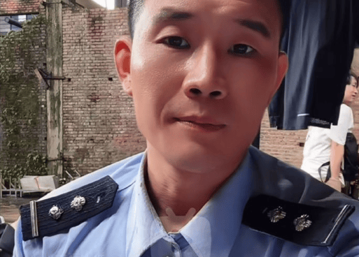 “嘎子谢孟伟”穿警服直播带货<strong></p>
<p>虚拟币TLS-1</strong>，云南警方通报：谢某某(男，36岁，河北雄县人)，行政拘留7日