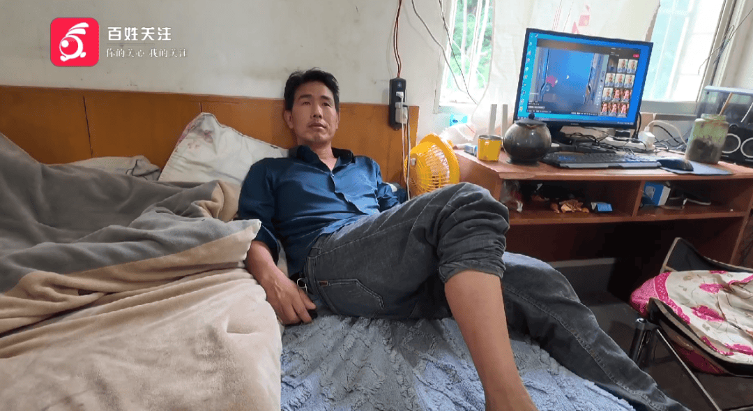心酸！12岁男孩“独居”贵阳一安置房内<strong></p>
<p>虚拟币提款到银行卡要多久</strong>，父亲回应：迫于无奈，因为……