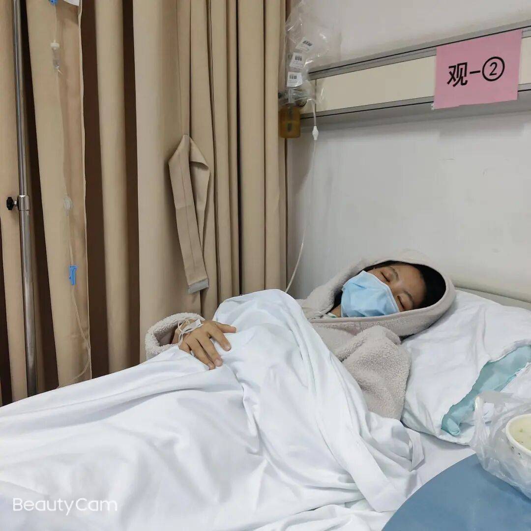 女护士结婚半年发烧头痛<strong></p>
<p>虚拟币400亿判决</strong>，诊治12天才确诊“脑脊髓炎”致丧失劳动能力，鉴定：两家三甲医院因未及早诊断病情，应承担责任