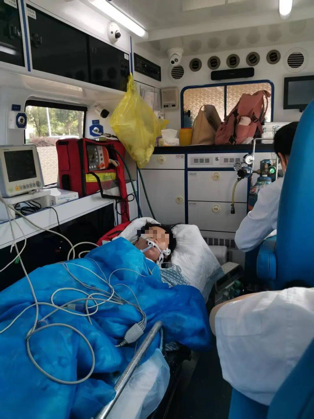 女护士结婚半年发烧头痛<strong></p>
<p>虚拟币400亿判决</strong>，诊治12天才确诊“脑脊髓炎”致丧失劳动能力，鉴定：两家三甲医院因未及早诊断病情，应承担责任