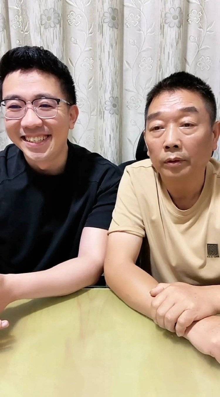章莹颖男友国庆探望章父并协助直播<strong></p>
<p>虚拟币IDO价格</strong>，网友劝其早点结婚，本人回应