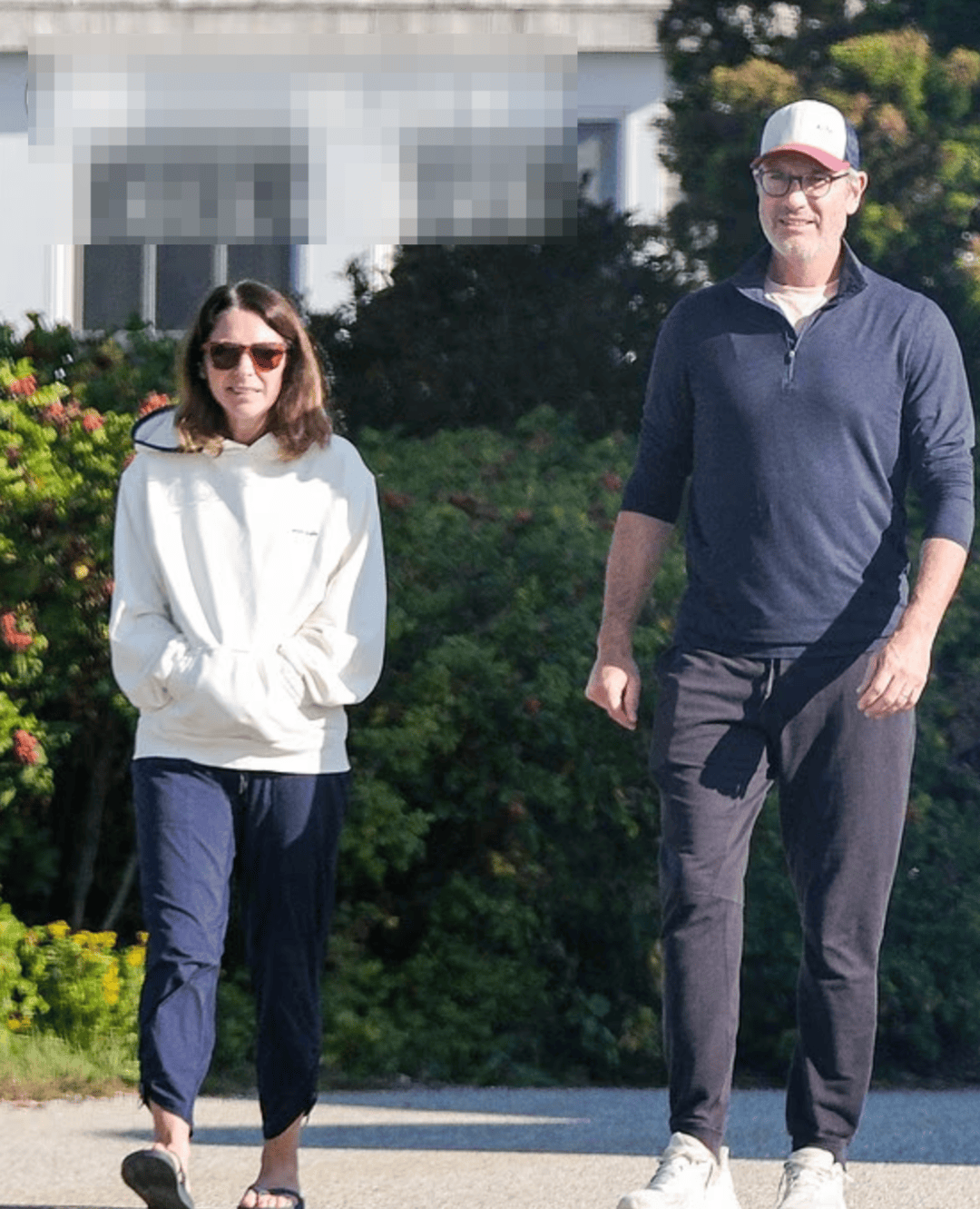 演唱会“出轨门”女方离婚进行时<strong></p>
<p>虚拟币IDO价格</strong>，CEO男主被拍到戴婚戒与妻散步