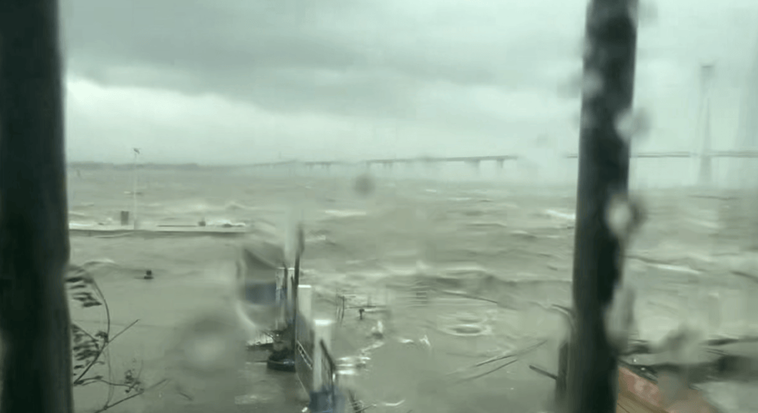 突发！海水倒灌<strong></p>
<p>虚拟币鱿鱼币代码</strong>，涌上路面，多地紧急宣布"五停"！又有新台风生成