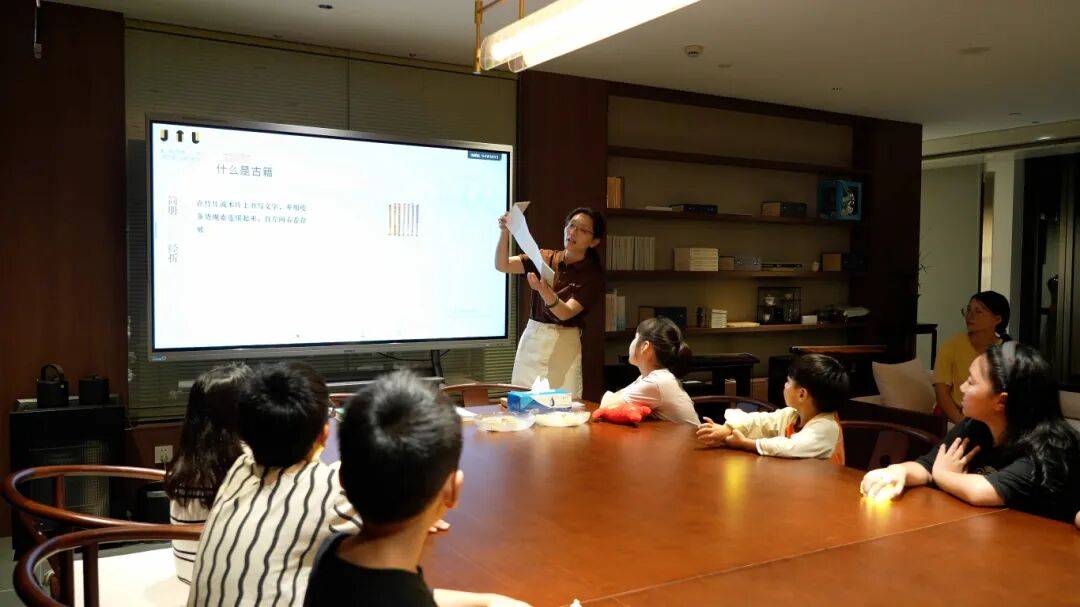 金坛图书馆国庆中秋活动精彩回顾 | 举国同欢庆<strong></p>
<p>飞耳虚拟币</strong>，月满聚中秋