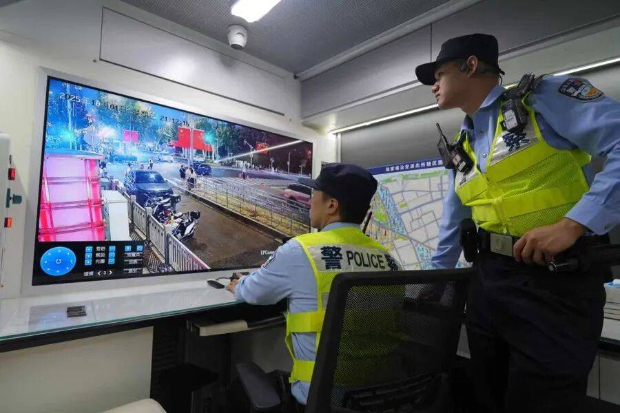 突然群发<strong></p>
<p>虚拟币能当钱用吗</strong>！大批上海市民收到警方短信！全市爆火网红已被锁定...有爸爸因孩子违规被罚款