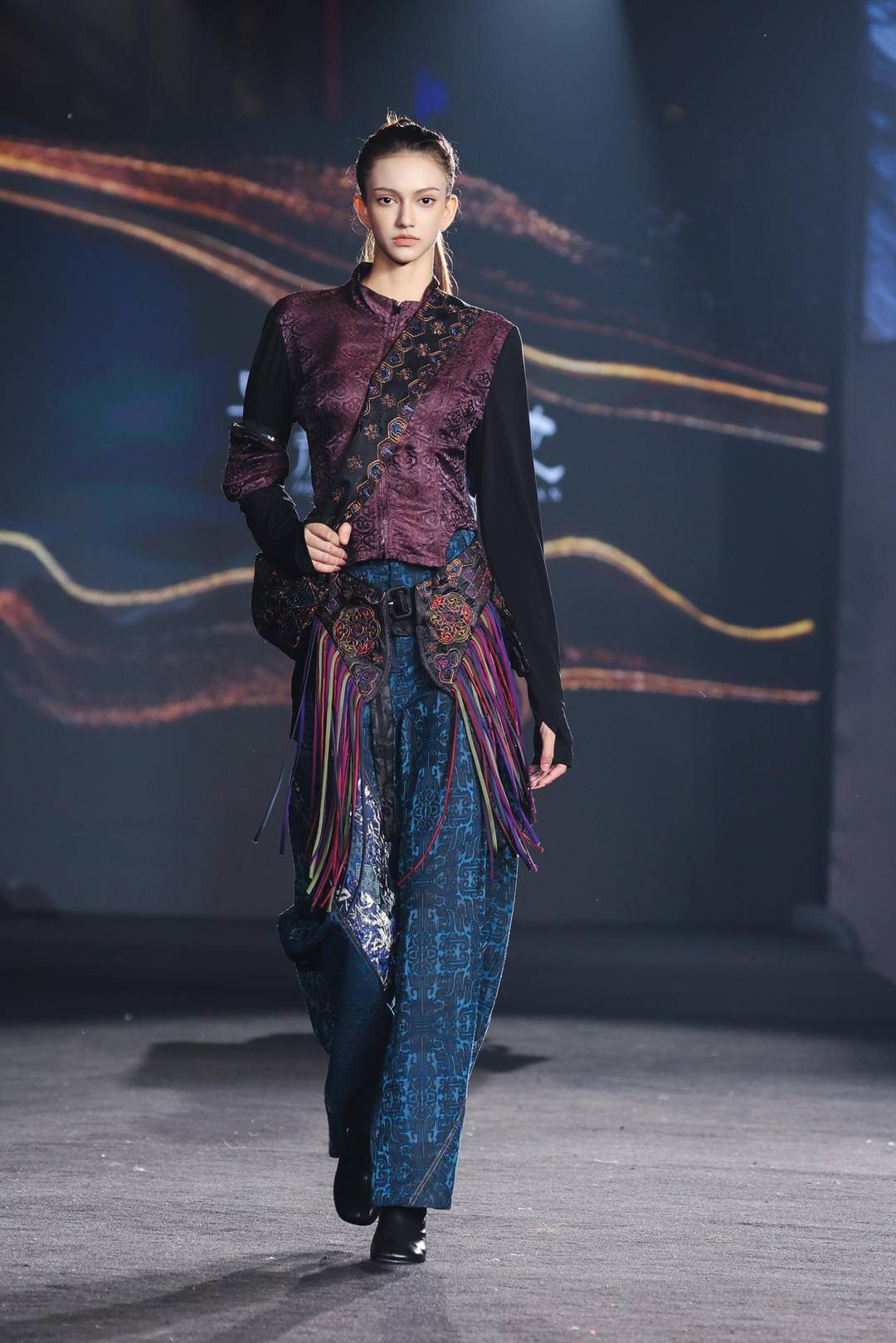 非遗惊艳、萌娃抢镜、大码模特出圈<strong></p>
<p>虚拟币EDU最新消息</strong>!南京国际时尚周看点太密