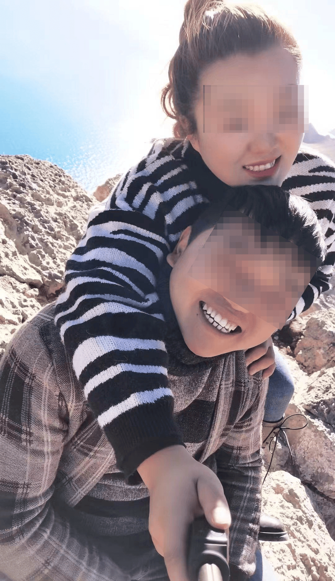 30岁小伙确诊渐冻症两年去世：妻子曾“卖房救夫”称不后悔<strong></p>
<p>虚拟币飞机群</strong>，其父多年前患此病去世