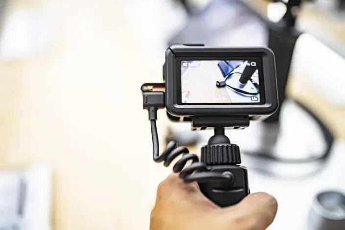 硬刚“背刺”争议<strong></p>
<p>虚拟币平台风控了咋办</strong>，大疆为何主动降价？