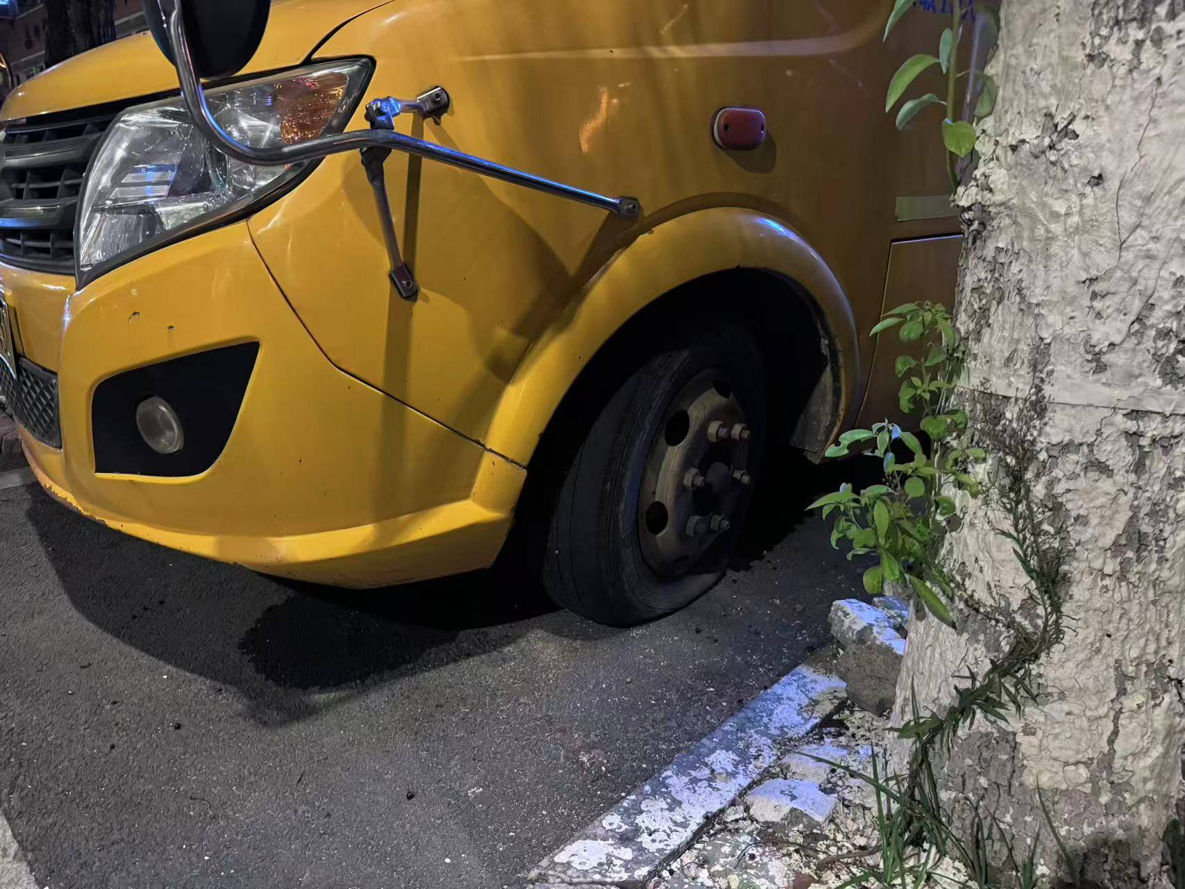 在县城当老师<strong></p>
<p>虚拟币b单位</strong>，没那么吃香了