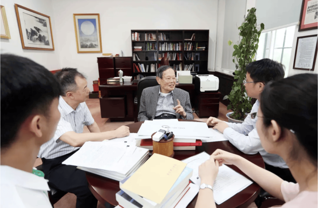 杨振宁为什么连续32年担任东莞理工学院名誉校长<strong></p>
<p>虚拟币数量扩容20000倍</strong>？