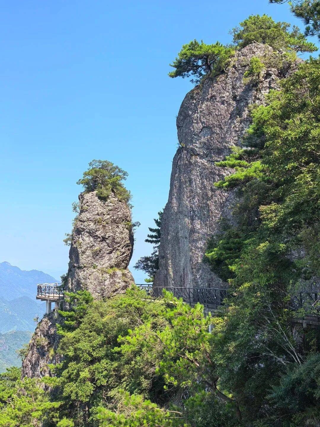 为什么年轻人迷上了爬山？ | 秋高气爽<strong></p>
<p>虚拟币magic</strong>，是时候出发了→