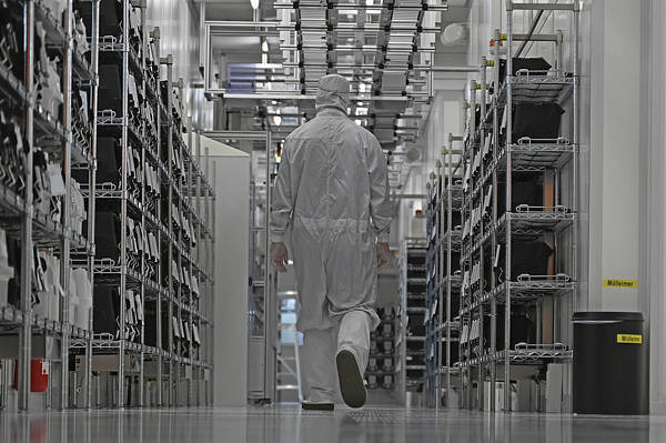 “德法支持欧盟对华贸易强硬<strong></p>
<p>虚拟币BHD</strong>，德国提议：考虑动用‘核选项’”