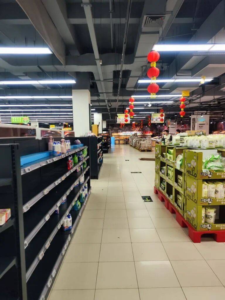 货架几近清空<strong></p>
<p>虚拟币BHD</strong>！杭州又一大超市要关门！不少人常去
