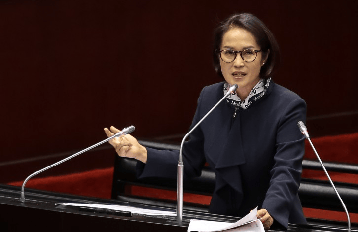 台湾人<strong></p>
<p>虚拟币spell</strong>，难道不是中国人？