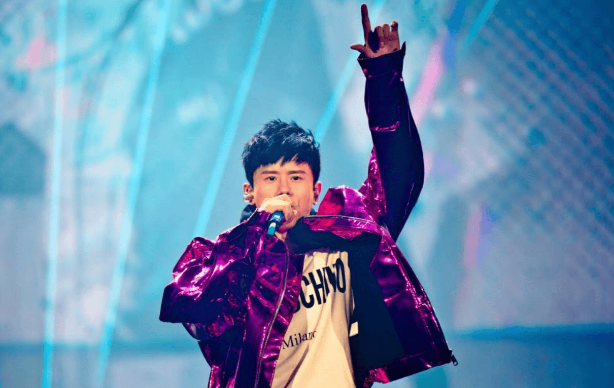 把陈粒“引爆”的耳返<strong></p>
<p>虚拟币KBOX</strong>，为啥让这么多歌手又爱又恨