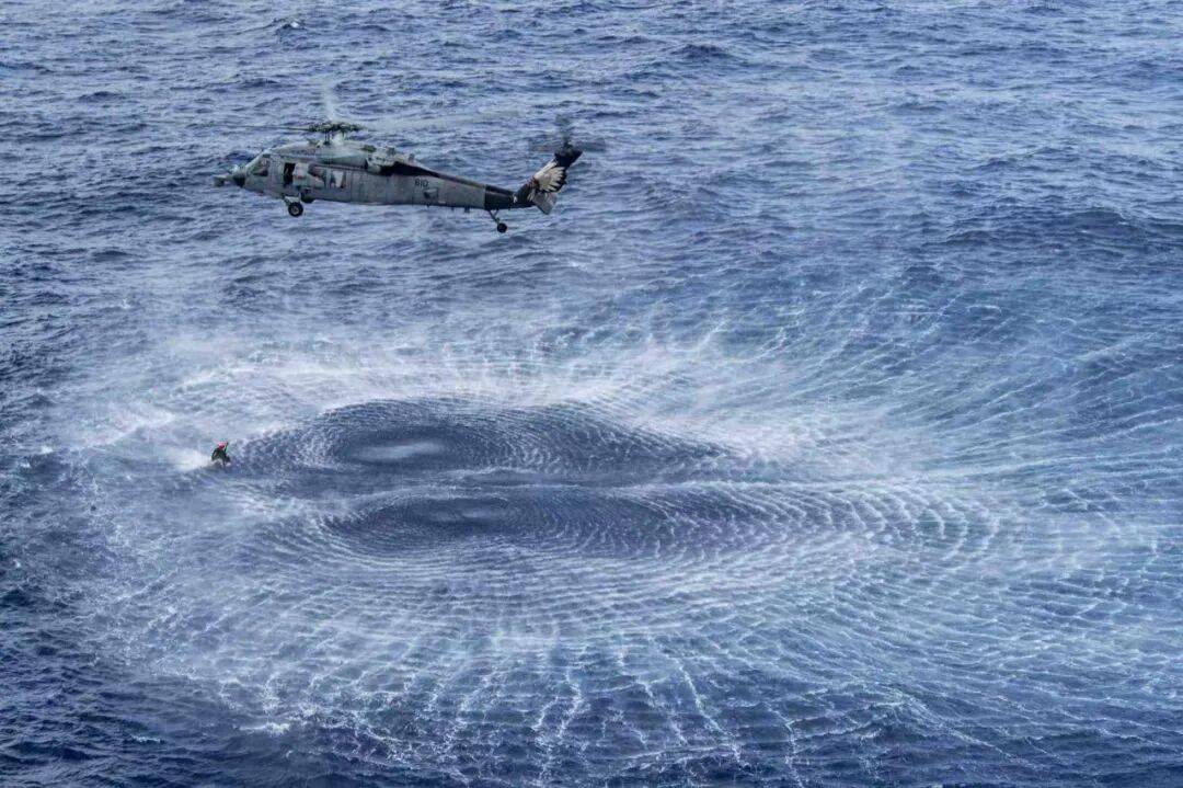 美海军在南海连摔两架飞机<strong></p>
<p>虚拟币dsg</strong>，因电磁攻击？中国军号发文