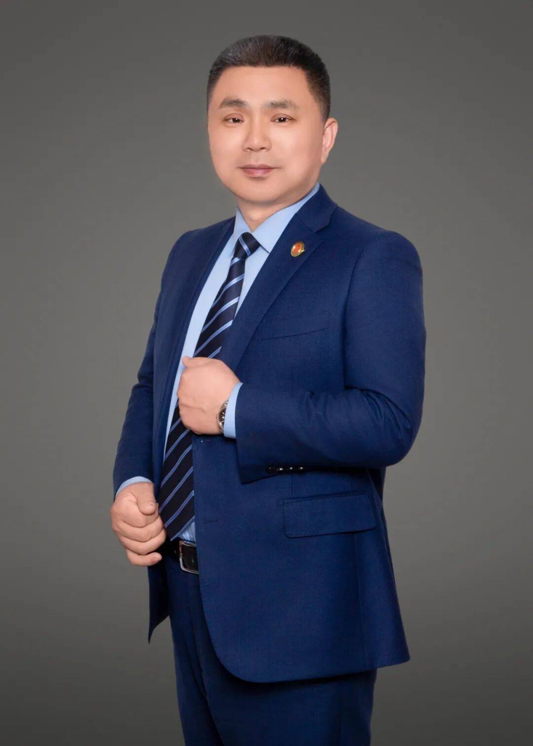 二姐夫帮忙装修房子<strong></p>
<p>虚拟货币换人民币比例</strong>,铺瓷砖后卷走3万多装修款,这是违约还是诈骗?