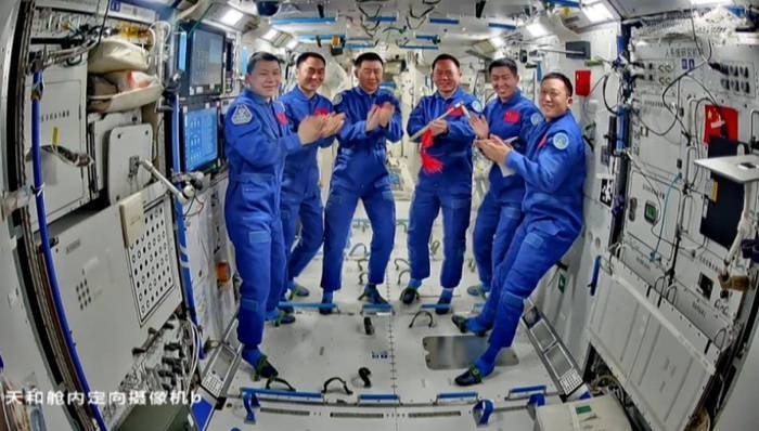 神舟二十号航天员返回任务正有序推进<strong></p>
<p>虚拟币大佬</strong>，空间站组合体状态正常