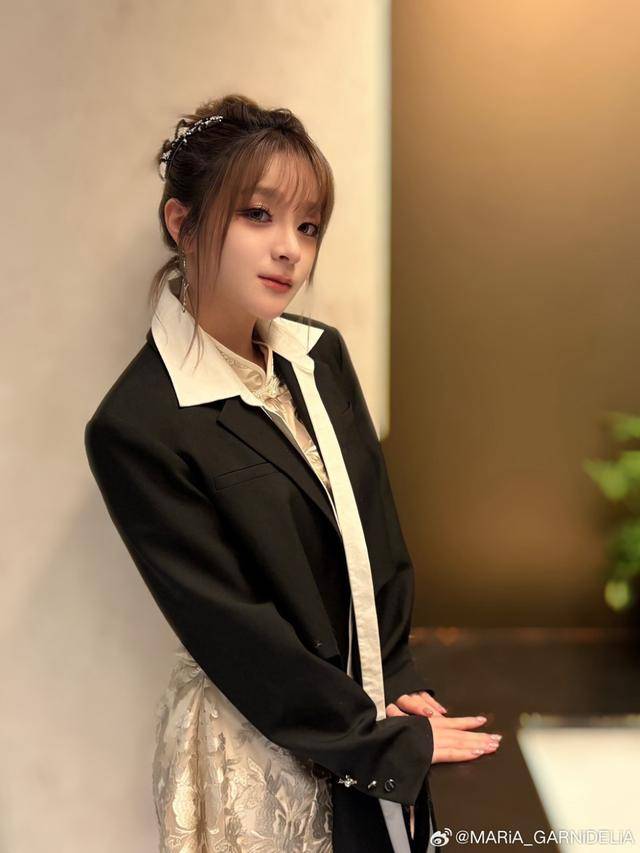 美依礼芽回应“永远支持一个中国” <strong></p>
<p>虚拟币电子信</strong>，本人称发文后受到各种压力