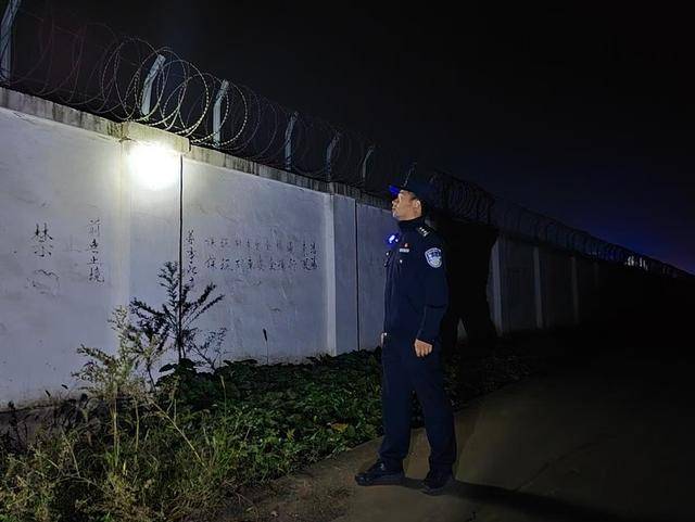 守护钢铁动脉安全<strong></p>
<p>有价值被低估的虚拟币</strong>！郑州铁路公安处禹州站派出所深入开展铁路线路巡查及安全宣传活动