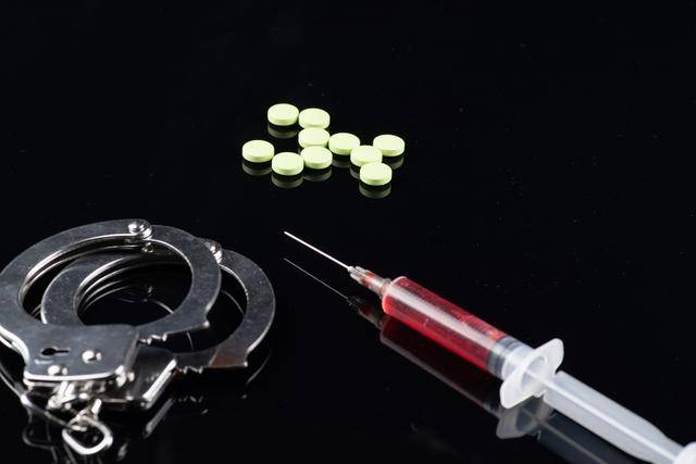 吸毒记录封存<strong></p>
<p>假虚拟币调包真虚拟币</strong>，为“少爷”开绿灯？