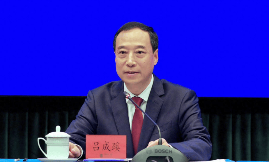 东莞市长吕成蹊履新广东省审计厅党组书记