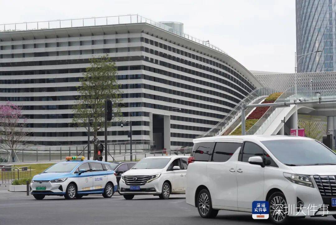 已撤下！深圳网红地标火速拆除争议招牌<strong></p>
<p>虚拟币c2c换人民币好亏</strong>，曾连夜发公开信