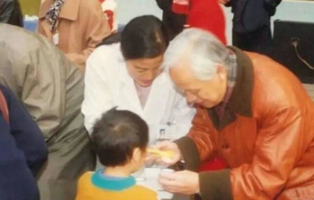 联合国通过决议：纪念“糖丸爷爷”<strong></p>
<p>虚拟币中介怎么挣钱</strong>！