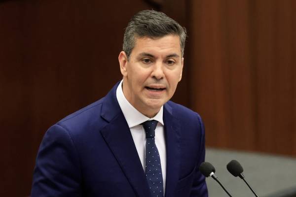 巴拉圭反对派议员不满：我们把自己贱卖给台湾